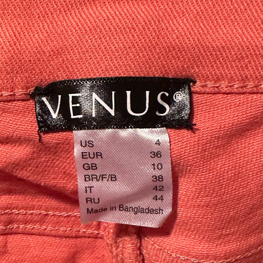 Venus size 4 non stretch